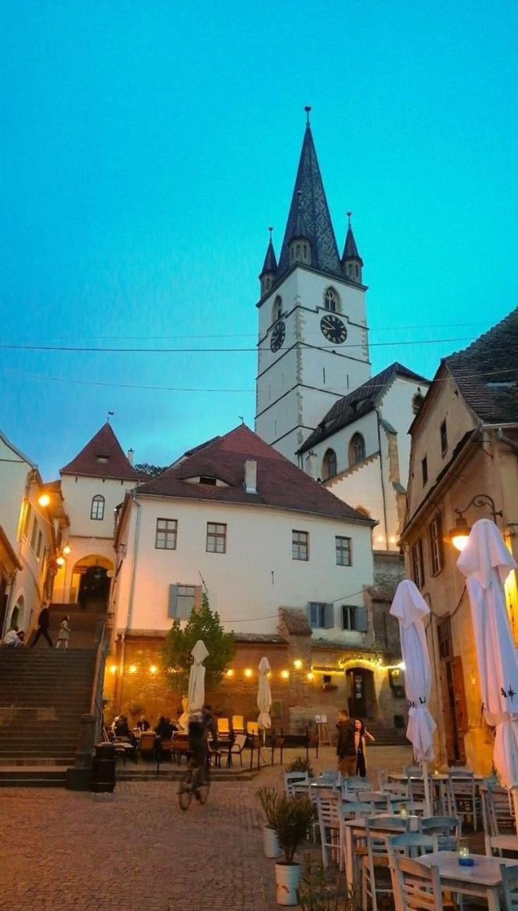 Ultracentral Medieval